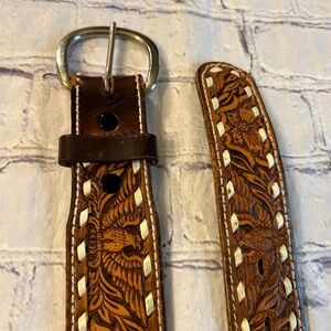 WESTERN EAGLES TOP GRAIN LEATHER EMBROIDERED CHANGEABLE BUCKLE MENS BELT SIZE 30